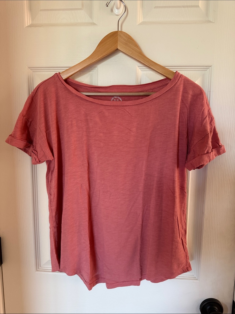Maurices rolled cuff Short-Sleeve Tee in Coral